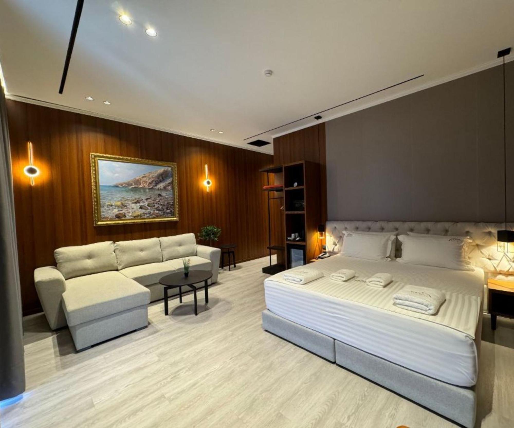 Area Hotel Εξαμίλιο Εξωτερικό φωτογραφία