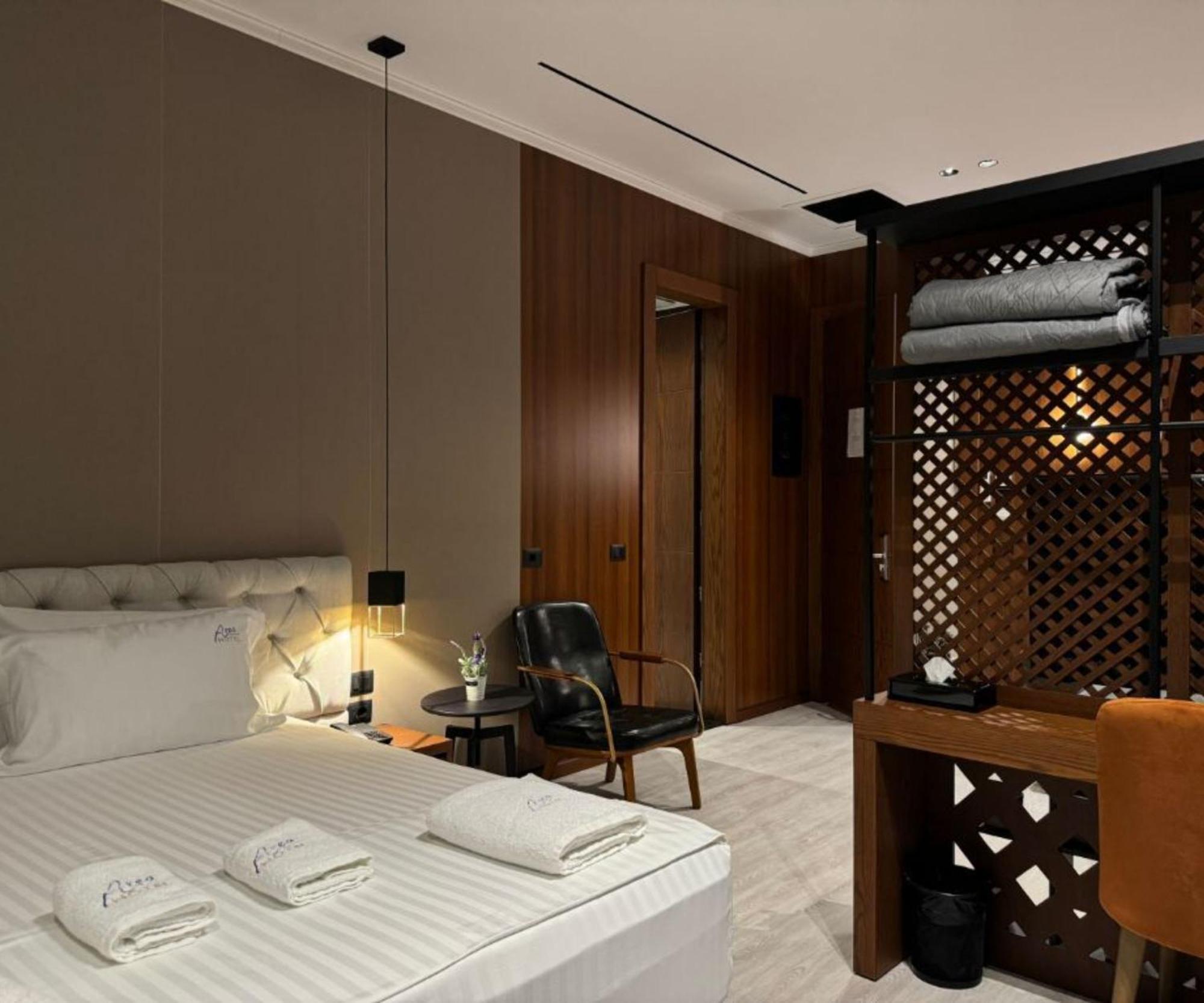 Area Hotel Εξαμίλιο Εξωτερικό φωτογραφία